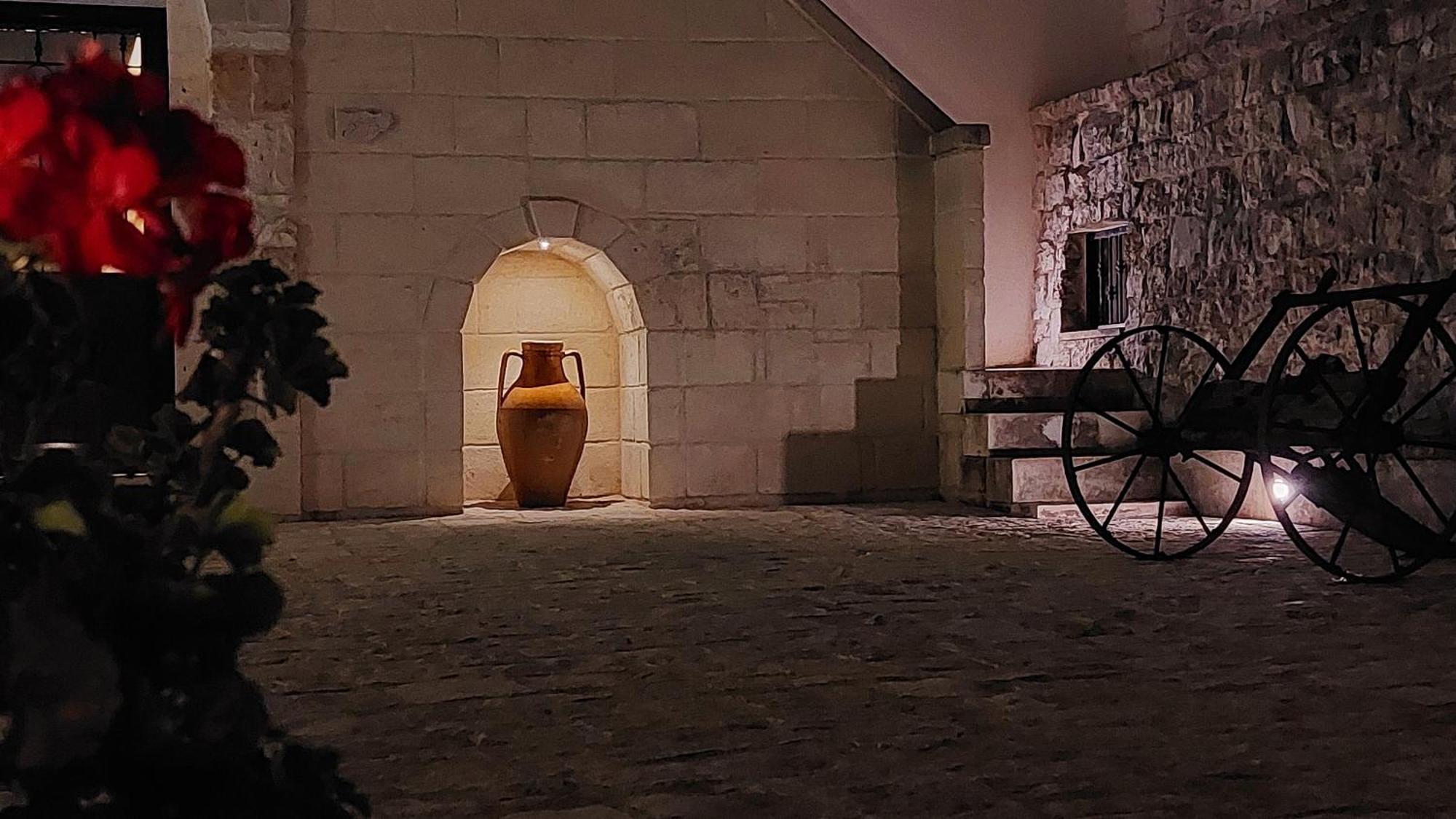 Trulli Aurasia Ostuni Luaran gambar