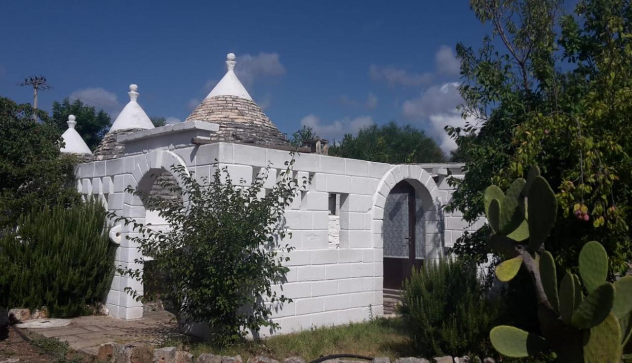 Trulli Aurasia Ostuni Luaran gambar