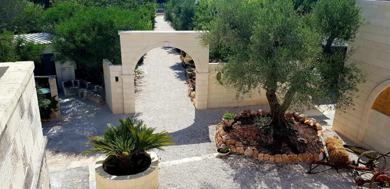 Trulli Aurasia Ostuni Luaran gambar
